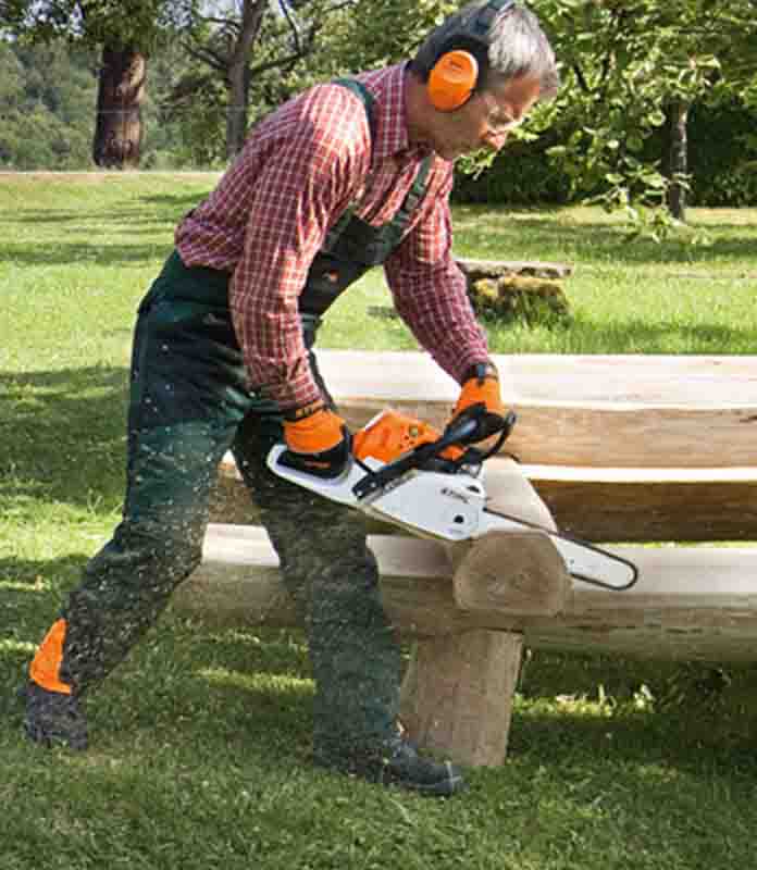 STIHL motosega MS 231 C-BE (40 cm)