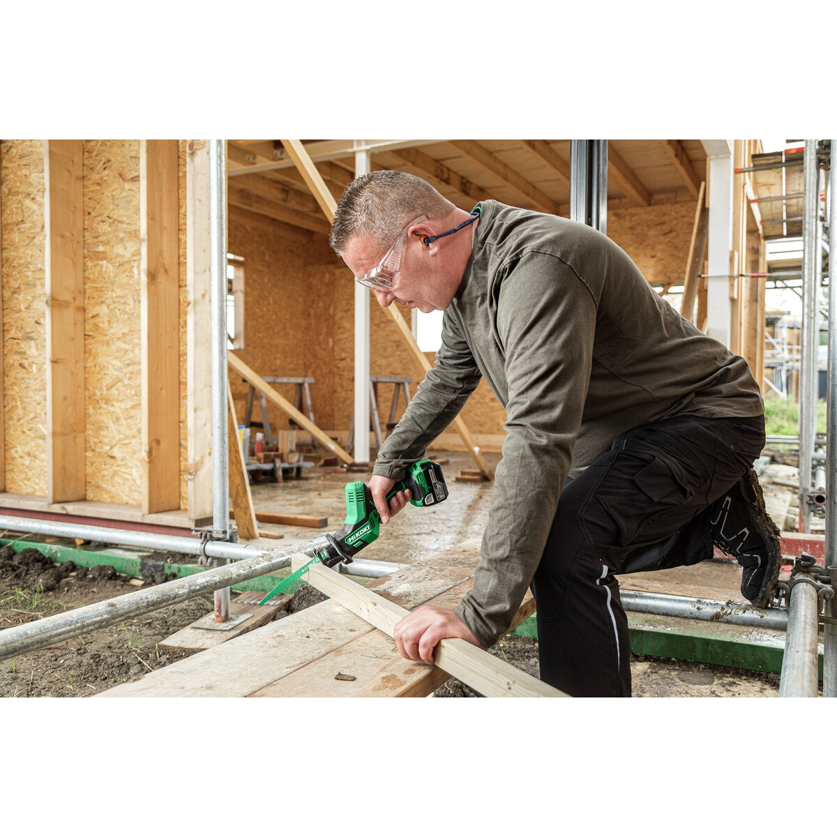 Segaccio universale a batteria  18 V - versione solo corpo macchina