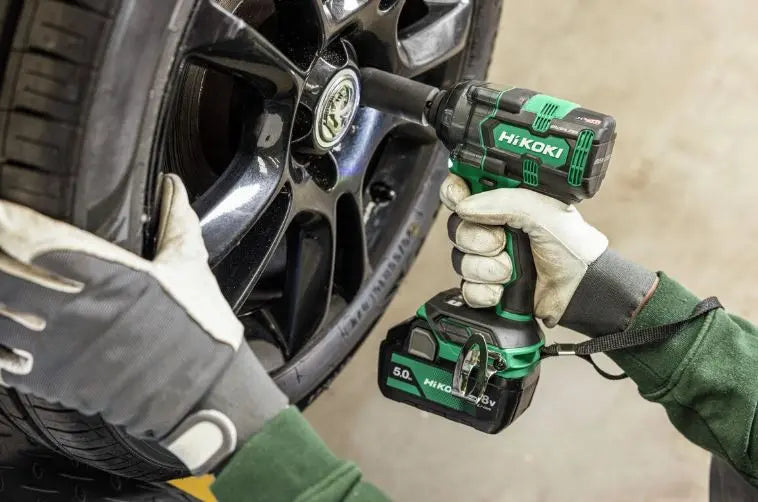 HIKOKI Avvitatore ad impulsi a batteria WR18DHWPZ +2 Batterie 18V 5Ah + Caricabatterie