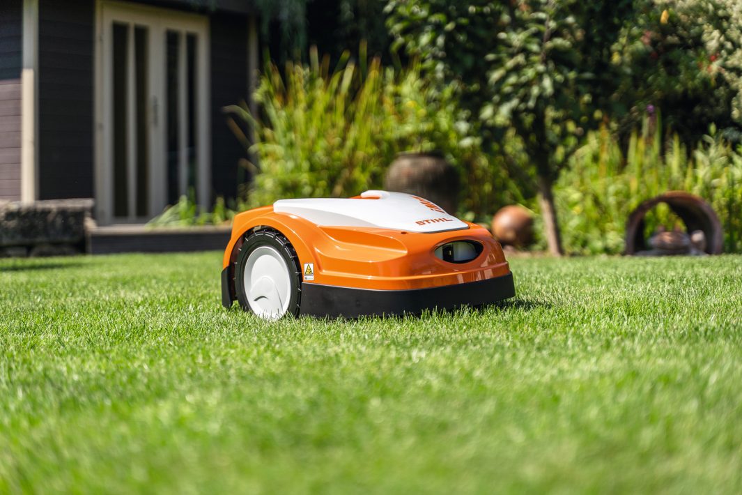 STIHL ROBOT Tosaerba RMI 422