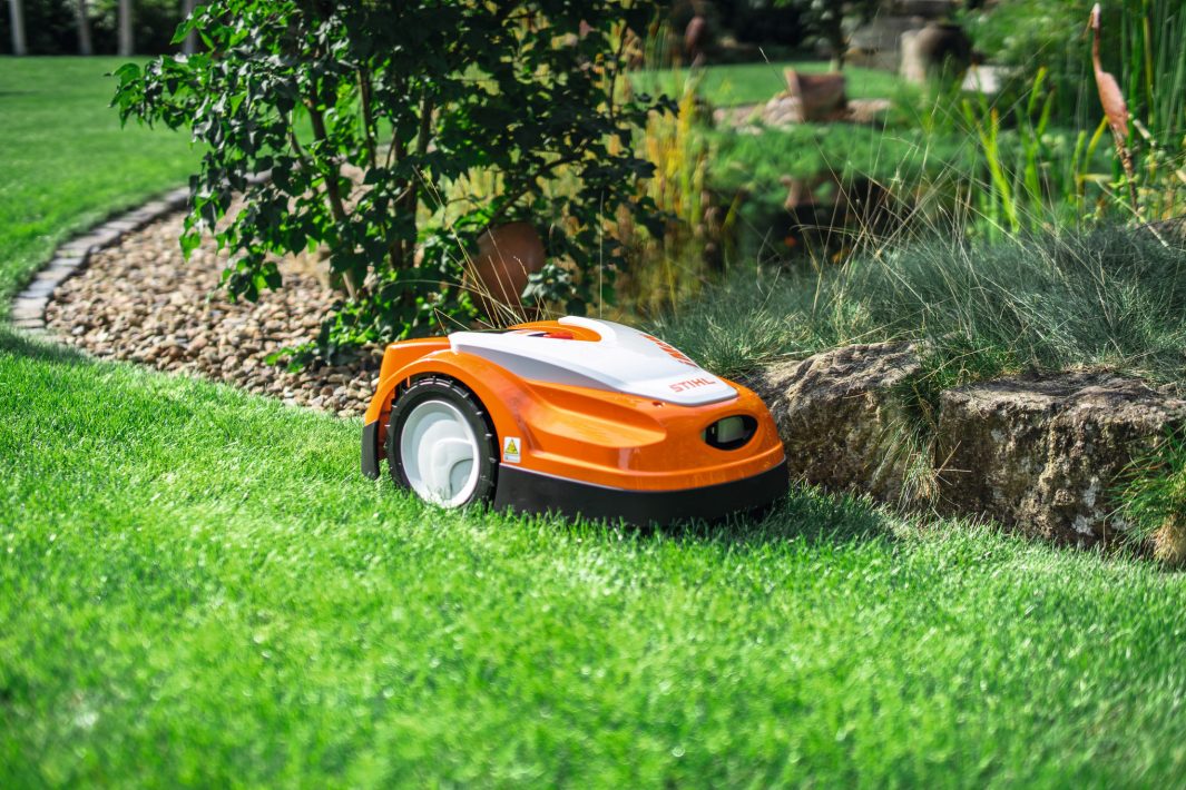 STIHL ROBOT Tosaerba RMI 422