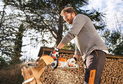 STIHL Motosega MSA 70 C-B con batteria AK 30 e caricatore AL 101