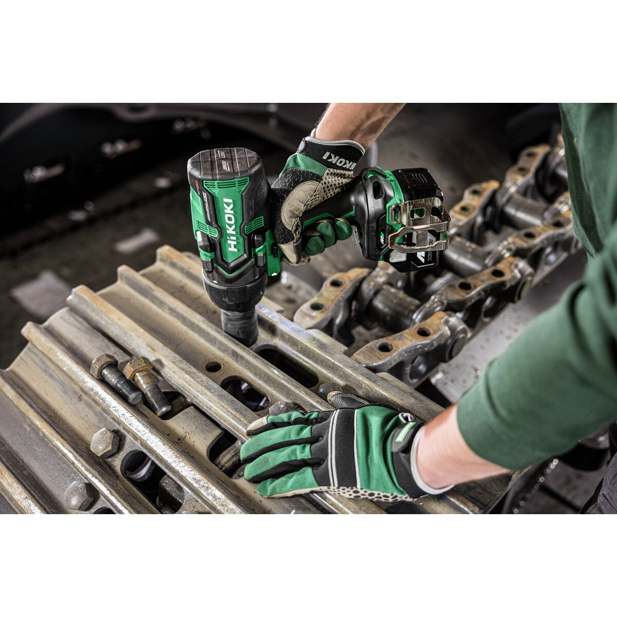 HIKOKI Avvitatore ad impulsi 3/4" quadro - Brushless - 36 V - 1.900 Nm (+ 2 Batterie 36V + Caricabatterie + Valigetta)